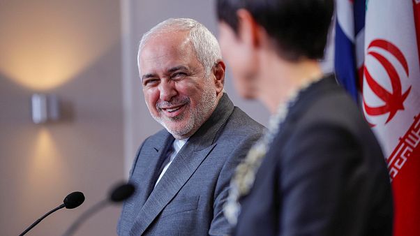 G7: Αιφνιδιαστικά στο Μπιαρίτς ο Ιρανός ΥΠΕΞ G7: Αιφνιδιαστικά στο Μπιαρίτς ο Ιρανός ΥΠΕΞ