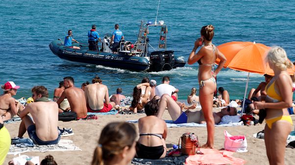 Βαρκελώνη: Εκκενώθηκε παραλία - Εντοπίστηκε βόμβα από τον εμφύλιο Βαρκελώνη: Εκκενώθηκε παραλία - Εντοπίστηκε βόμβα από τον εμφύλιο