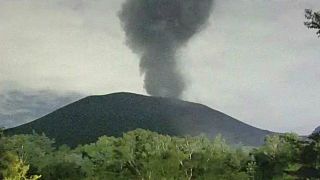 Japonya'da Asama Yanardağı'nda patlama meydana geldi