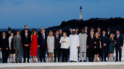 Tensões e críticas a Macron no segundo dia da cimeira do G7