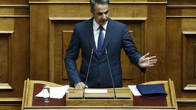 Grecia: Mitsotakis annuncia la revoca del controllo sui capitali