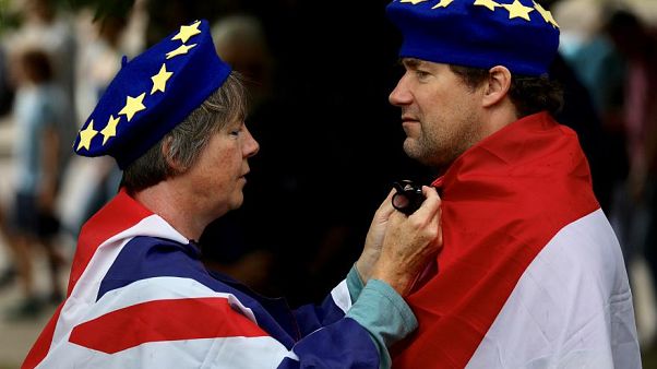 Briten in Europa | So schadet ein No-Deal-Brexit britischen Bürgern, die in der EU leben Briten in Europa | So schadet ein No-Deal-Brexit britischen Bürgern, die in der EU leben
