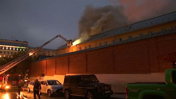 Москва: пожар в монастыре мог вспыхнуть из-за короткого замыкания Москва: пожар в монастыре мог вспыхнуть из-за короткого замыкания