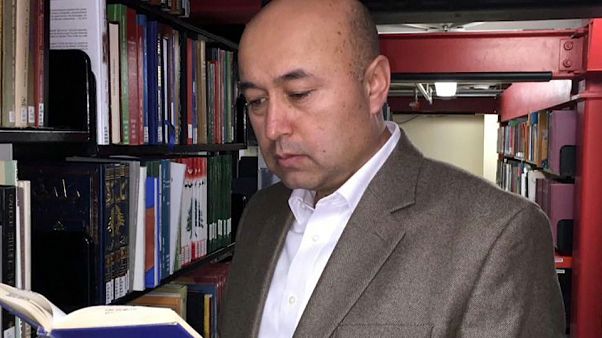 الصين تمنع الكتب عن مسلمي الويغور ضمن استهدافها لثقافتهم الصين تمنع الكتب عن مسلمي الويغور ضمن استهدافها لثقافتهم