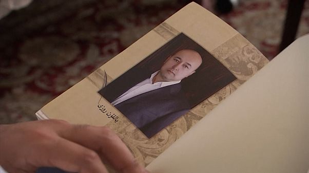 Çin, Uygur aydınları cezaevinde tutuyor: Rozi'nin hikayesi Çin, Uygur aydınları cezaevinde tutuyor: Rozi'nin hikayesi