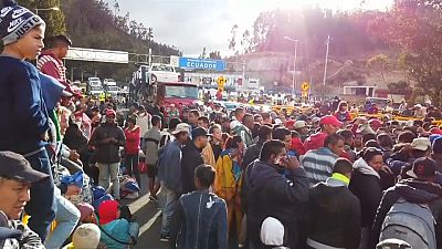 اعتراض مهاجران ونزوئلایی پس از بسته شدن مرز اکوادور