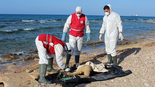 BM, Libya açıklarında bir teknenin batması sonucu kaybolan 40 kişinin hayatından endişeli BM, Libya açıklarında bir teknenin batması sonucu kaybolan 40 kişinin hayatından endişeli
