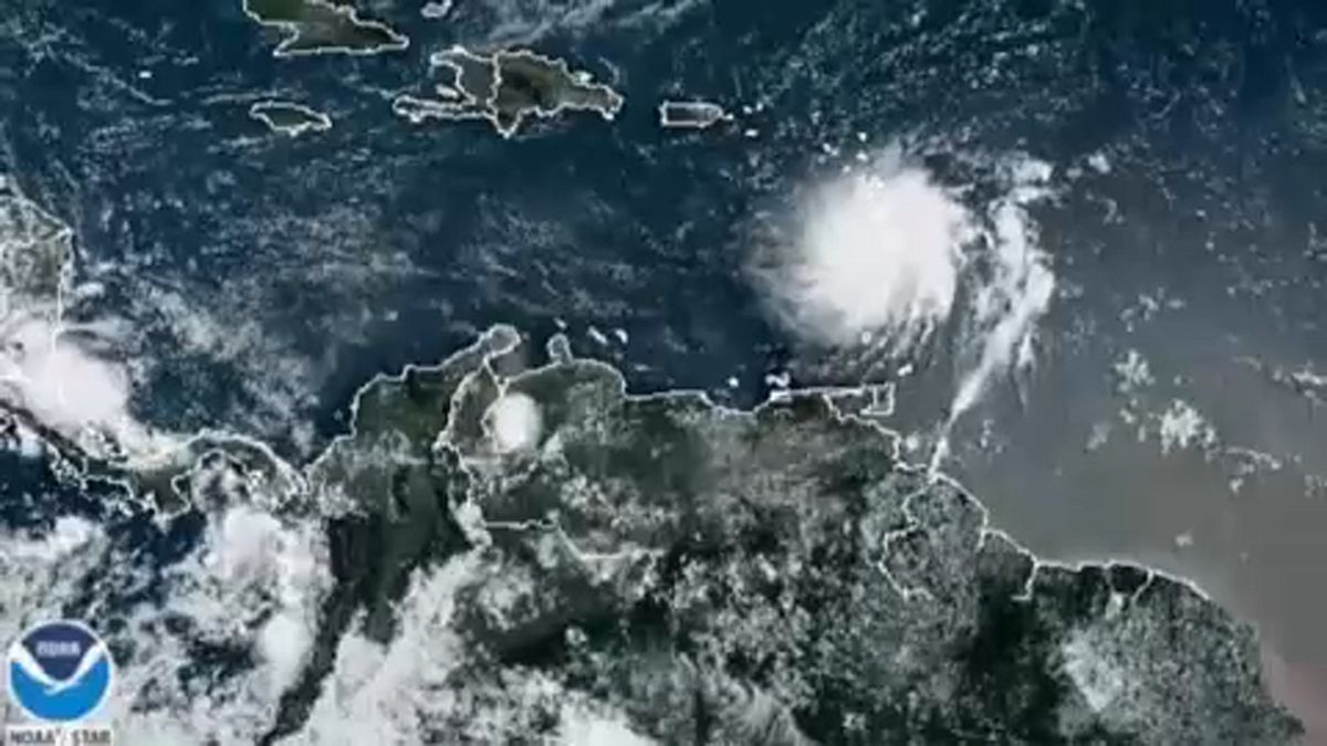 «Δωρική» καταιγίδα απειλεί το Πούερτο Ρίκο