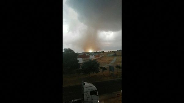 Tornados en Málaga y tromba de agua en Mallorca Tornados en Málaga y tromba de agua en Mallorca