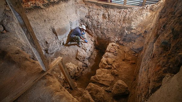 Peru'da tanrılara kurban edilen yüzlerce çocuğun mezarı bulundu Peru'da tanrılara kurban edilen yüzlerce çocuğun mezarı bulundu