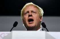 İngiltere: Kraliçe, Başbakan Johnson'un anlaşmasız Brexit için meclisi askıya alma talebini onayladı