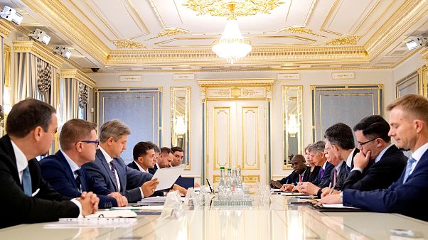 США призывают Украину к осторожности в отношениях с Китаем США призывают Украину к осторожности в отношениях с Китаем