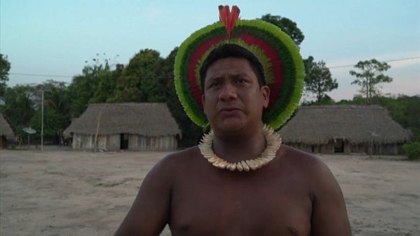 Indígenas da Amazónia pedem ajuda Indígenas da Amazónia pedem ajuda