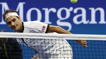 لاعب التنس السويسري روجر فيدرر