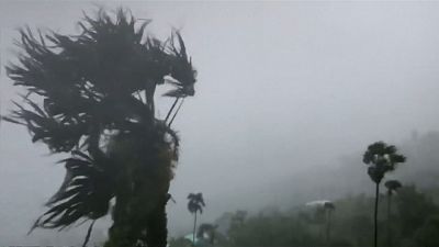 El huracán Dorian se hace fuerte rumbo a Florida