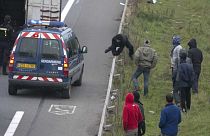 شش ماه زندان برای فعالان راست افراطی که مانع ورود پناهجویان به فرانسه می‌شدند