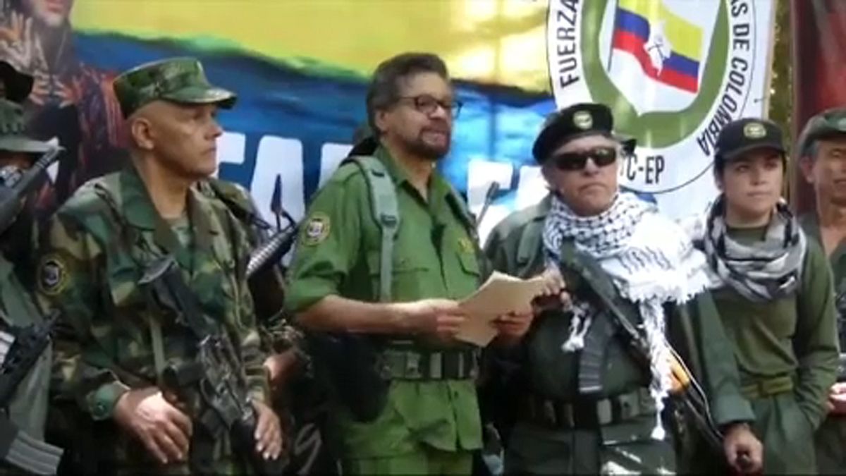 "No hay una nueva FARC sino narcoterroristas apoyados por Maduro" dice Duque