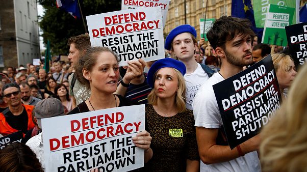 Juiz escocês rejeita bloquear suspensão do Parlamento britânico Juiz escocês rejeita bloquear suspensão do Parlamento britânico