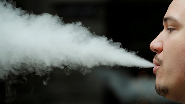 ABD'de elektronik sigaradan kaynaklı akciğer hastalıklarında büyük artış ABD'de elektronik sigaradan kaynaklı akciğer hastalıklarında büyük artış