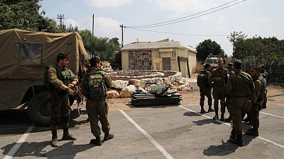 Izraeli katonák Zar'it közelében