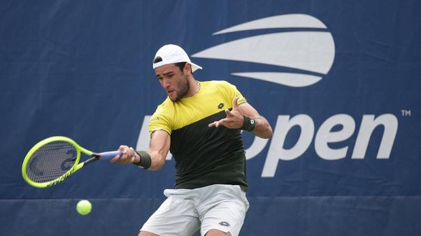 Matteo Berrettini in azione agli US Open. Matteo Berrettini in azione agli US Open.