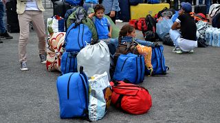 Греция переселяет мигрантов с Лесбоса на материк