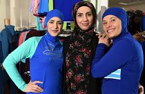 إغلاق مسبح في باريس بسبب البوركيني