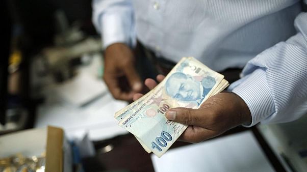 Türkiye ekonomisi yüzde 1,5 küçüldü, ekonomistler ne dedi? Türkiye ekonomisi yüzde 1,5 küçüldü, ekonomistler ne dedi?