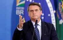 Amazonlar'daki yangın krizi sonrası halkın Brezilya lideri Bolsonaro'ya desteği dibe vurdu