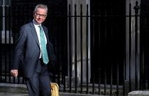 Michael Gove saliendo de Downing Street