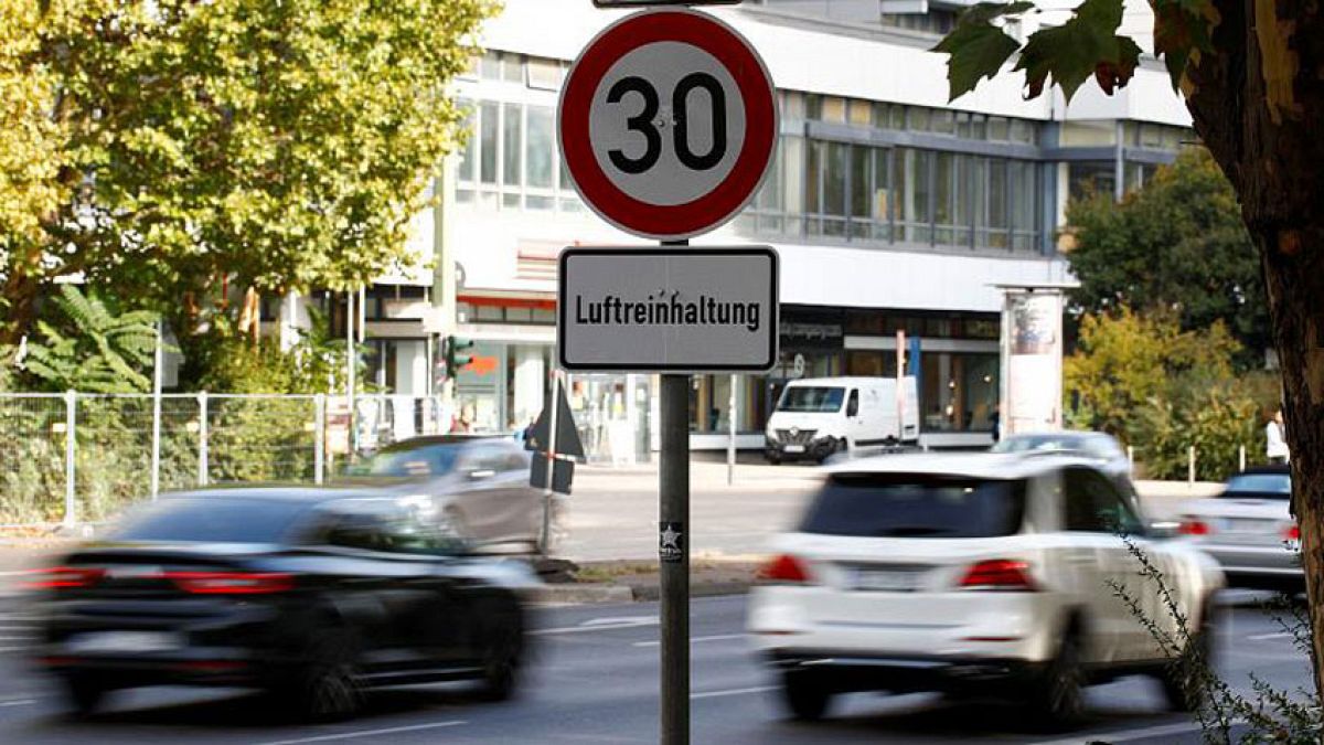 Deputati bavaresi "rischiano il carcere" per non applicare divieto di circolazione ai diesel