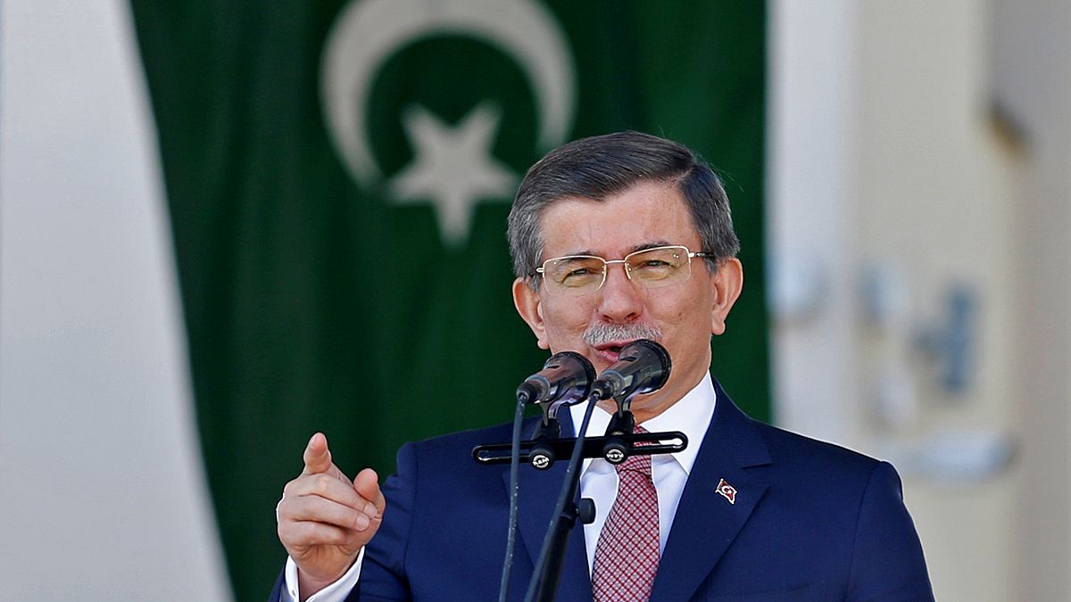 رئيس وزراء تركيا السابق أحمد داود أوغلو يطلق حزبا جديدا 