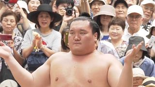 Легендарный сумоист Хакухо стал японцем