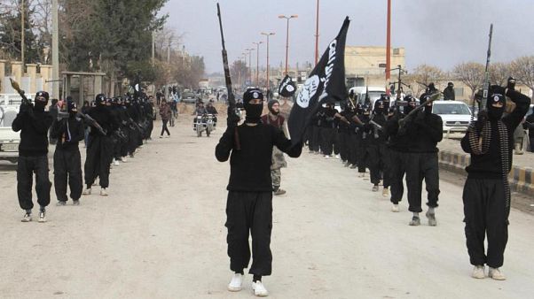 Macaristan'da savcılar IŞİD üyesini terör ve insanlığa karşı suç işlemekle suçladı Macaristan'da savcılar IŞİD üyesini terör ve insanlığa karşı suç işlemekle suçladı