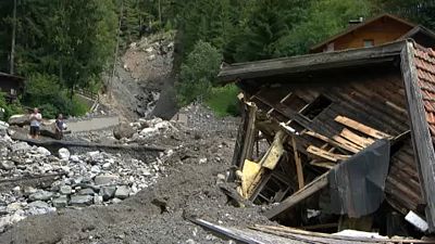 Tirol: Erdrutsch auf 70 Metern Breite