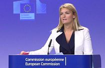 AB'den vatandaşlar ve iş dünyasına sert Brexit'e hazırlanmaları için son çağrı