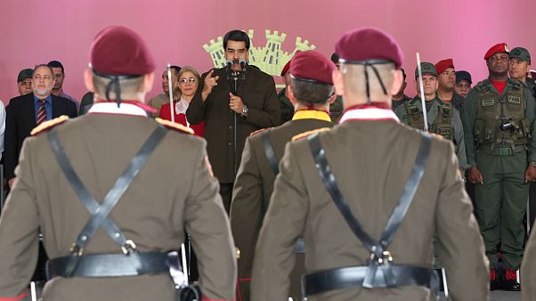 نیکلاس مادورو و گارد ملی ونزئولا نیکلاس مادورو و گارد ملی ونزئولا