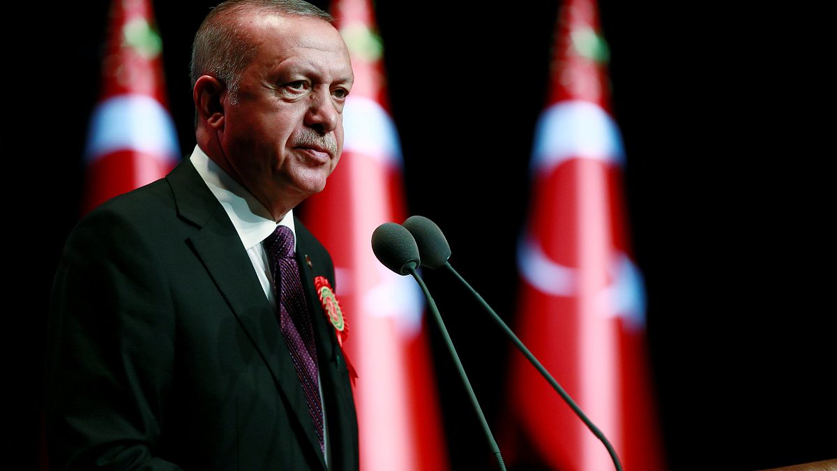 Turkey's Erdogan threatens to 'open the gates' for migrants to Europe
