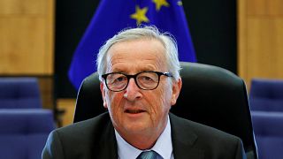 المفوضية الأوروبية تحذر من تزايد مخاطر خروج بريطانيا من دون اتفاق