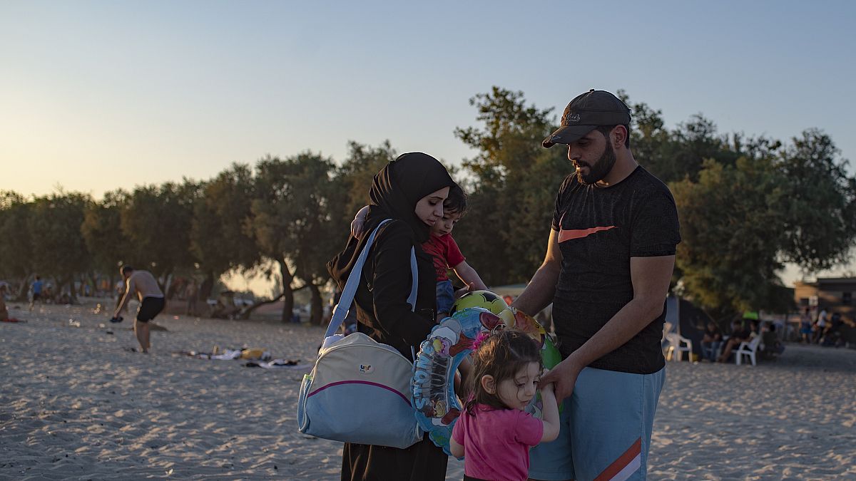 Mülteciler kendi memleketlerine tatile gidebilir mi, Avrupa ve Türkiye'de yasalar ne diyor?