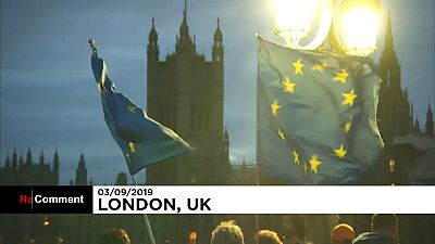 تظاهرات شبانه مخالفان برکسیت در لندن همزمان با نشست پارلمان بریتانیا