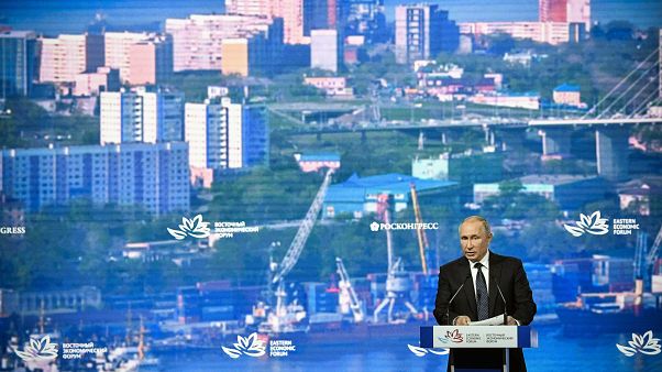 Россия смотрит на восток Россия смотрит на восток