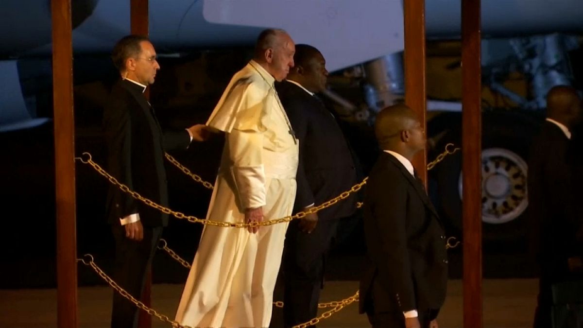 Папа Римский приехал в Африку 
