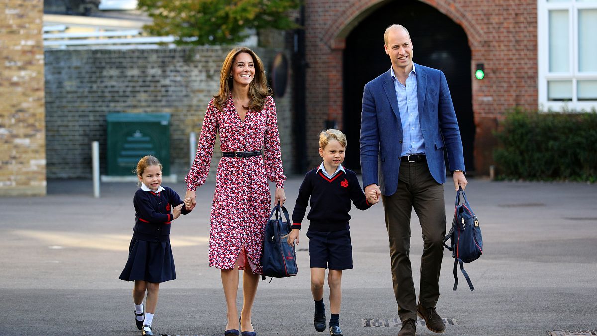 الأمير ويليام وكيت دوق كامبريدج يصطحبان الأميرة شارلوت في أول يوم تدخل فيه المدرسة 05.09.2019