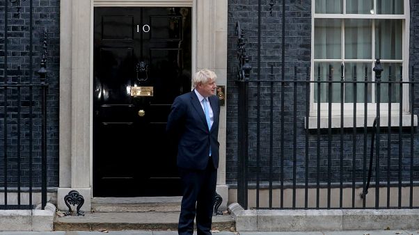 Boris Johnson obrigado a ceder Boris Johnson obrigado a ceder