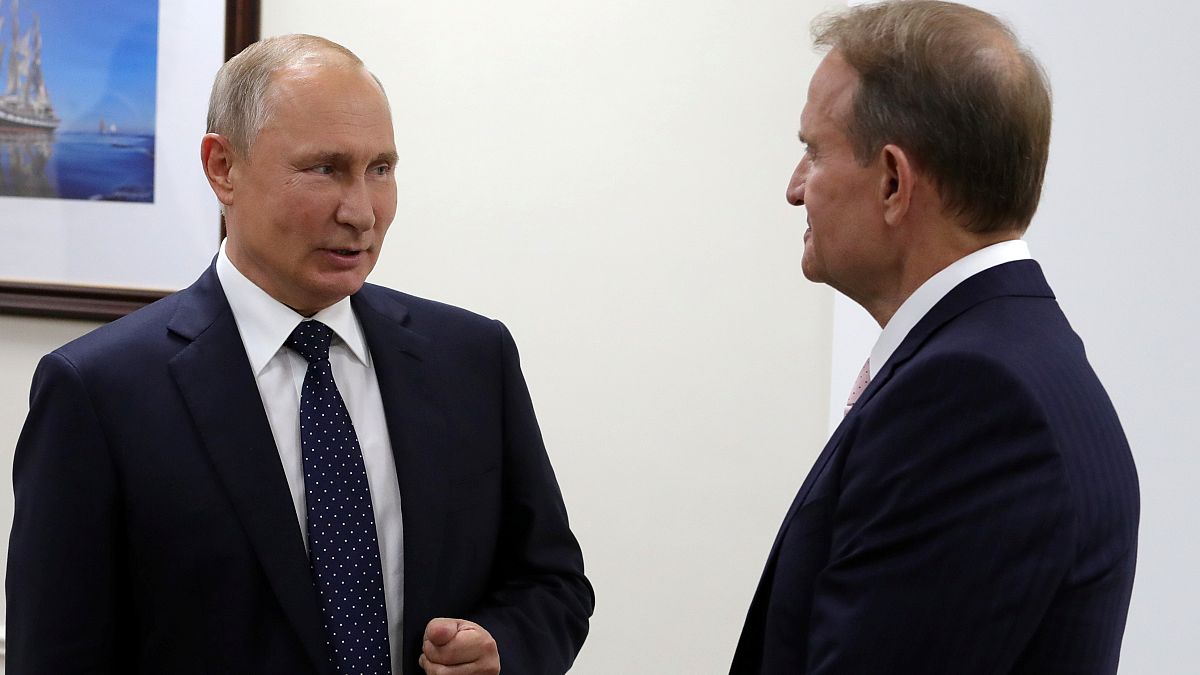 بوتين يعد بتبادل مكثف للسجناء والأسرى مع سلطات كييف