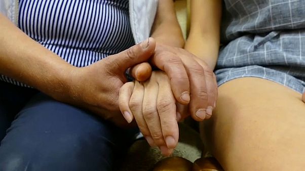 Verlorene Tochter findet Familie nach 20 Jahren wieder Verlorene Tochter findet Familie nach 20 Jahren wieder