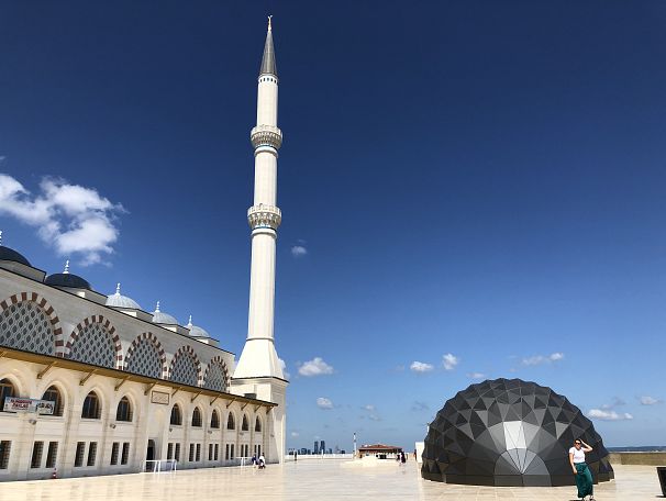 ایوان مسجد چامیلچا استانبول