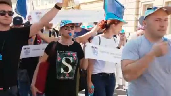 Tüntettek a horvát pedagógusok Tüntettek a horvát pedagógusok