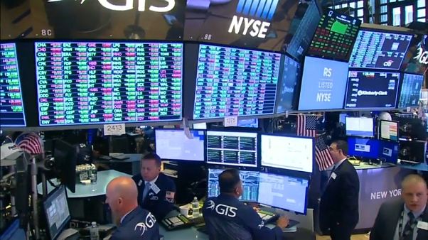 Wall Street: Άνοδος μετά την επαναπροσέγγιση ΗΠΑ- Κίνας Wall Street: Άνοδος μετά την επαναπροσέγγιση ΗΠΑ- Κίνας